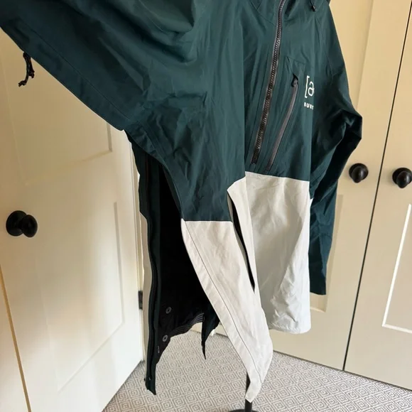 Burton Men's [ak] Velocity GORE-TEX Anorak 2025 - Size XL - Picture 11 of 13